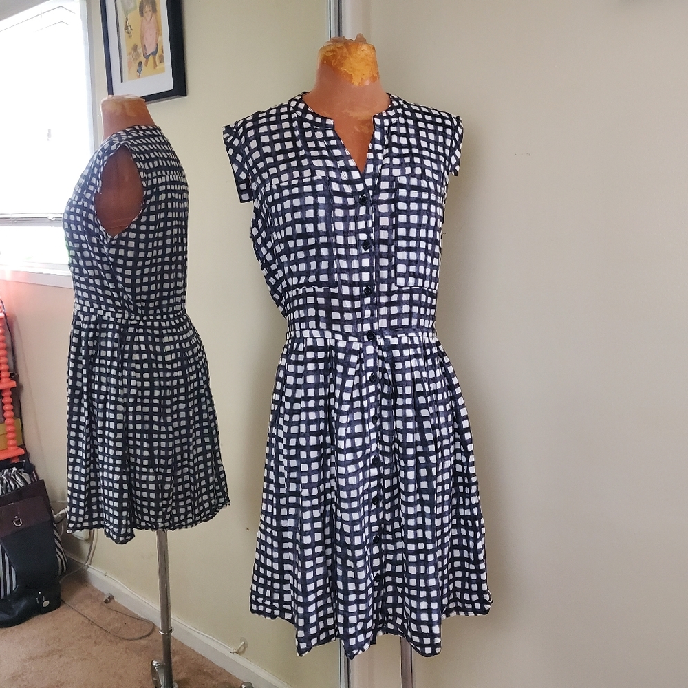 Cap sleeve dress